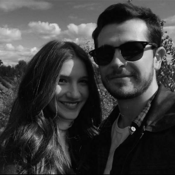 Meet your Posher, Lauren - Picture 1 of 1